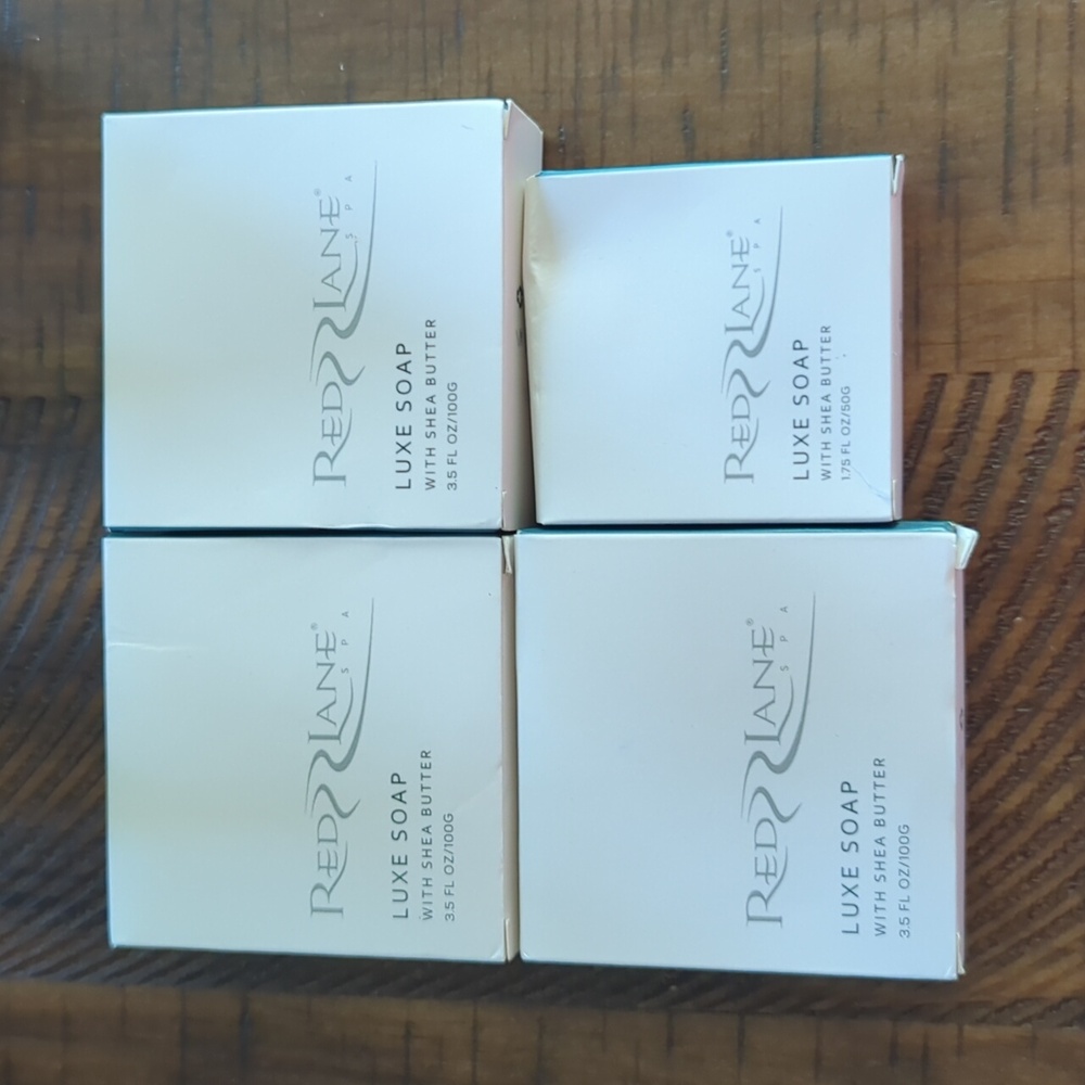 NEW Red Lane Spa Sandals Resorts Shampoo Conditioner Cleanser Lotion Bun… - Picture 3 of 3